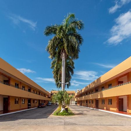 Tecnohotel Itzaes Merida Exterior photo