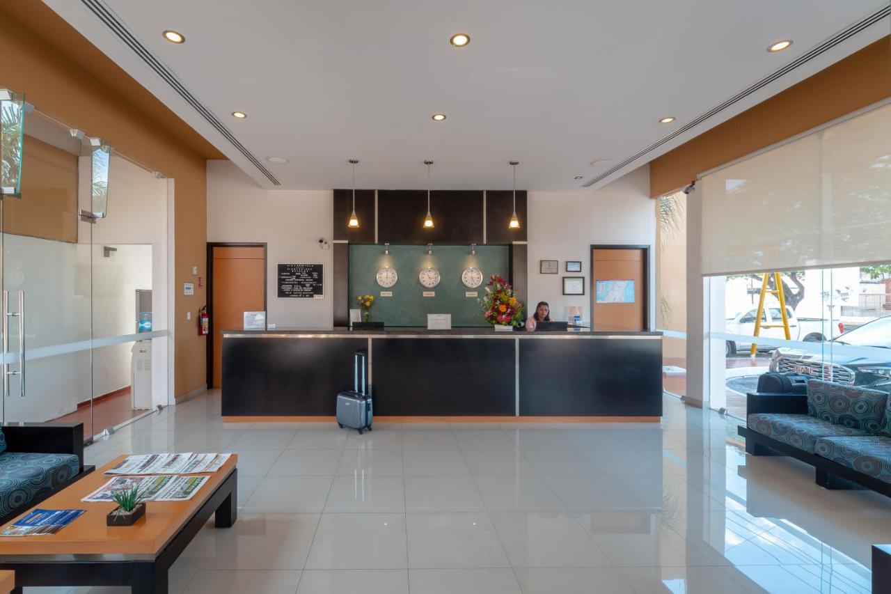 Tecnohotel Itzaes Merida Exterior photo